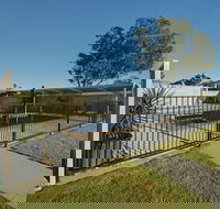 DBJ Holiday Units - Accommodation Asia
