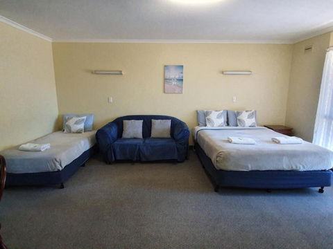 Beachport Motor Inn - Accommodation Asia 4