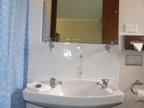Beachport Motor Inn - Accommodation Asia 6
