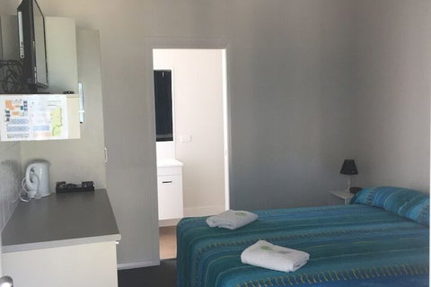 Clarence Head Caravan Park - Accommodation Guide 7