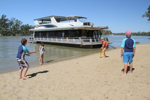 Mildura Houseboats - Accommodation Asia 4