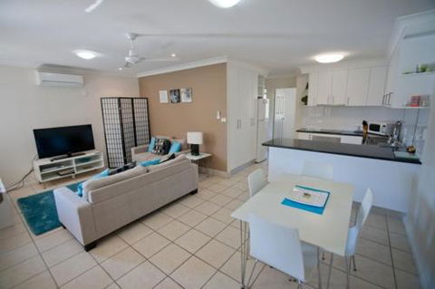 Beachside Gardens 5 - Accommodation Asia 0