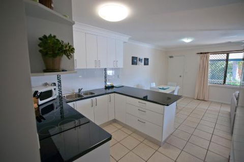 Beachside Gardens 5 - Accommodation Asia 4
