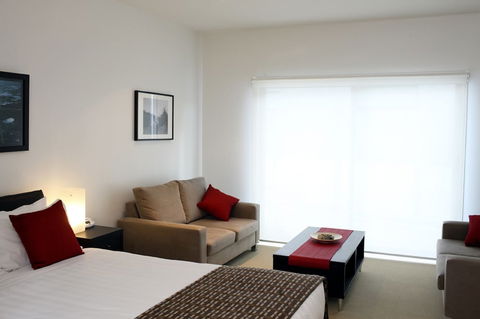 The Waves Apartments - Accommodation Asia 3