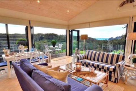 The Outlook Cabana - Accommodation Guide 2