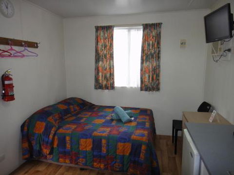 Lake Albert Caravan Park - Accommodation Asia 3