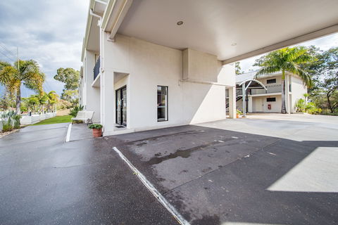 Dalby Fairway Motor Inn - Accommodation Asia 4