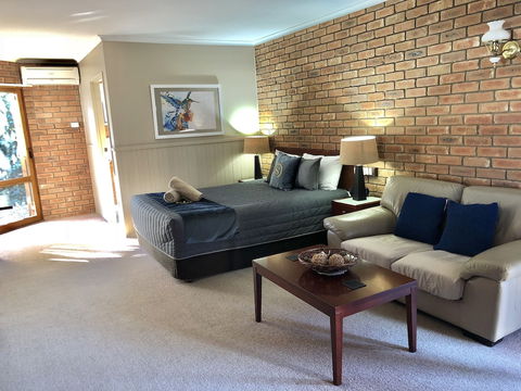 Jolly Swagman Motor Inn Euroa - Accommodation Guide 6