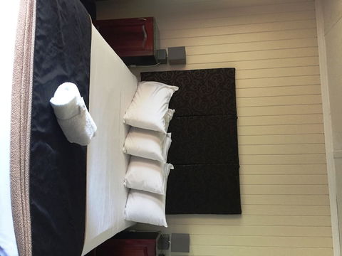 Country Plaza Motor Inn - Accommodation Asia 2