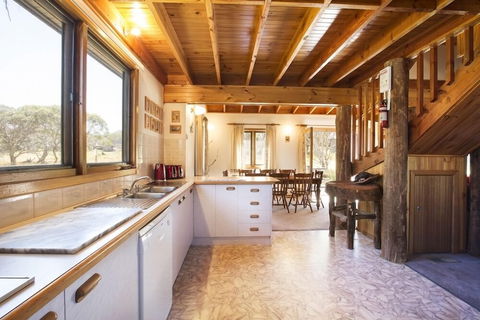 Wrens View - Accommodation Guide 5
