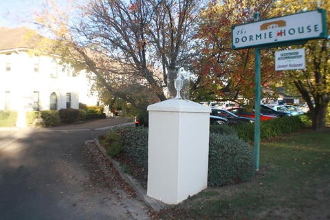 The Dormie House - On The Golf Course - Accommodation Guide 2