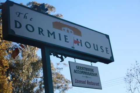 The Dormie House - On The Golf Course - Accommodation Guide 4
