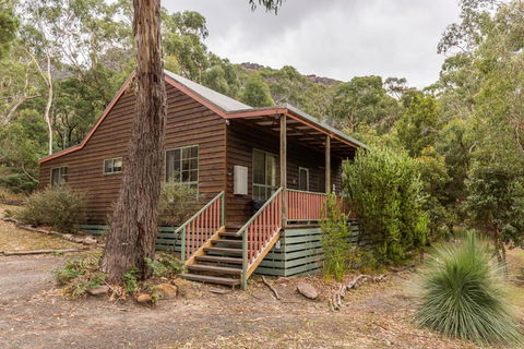 Country Lane Cottage - Accommodation Asia 5