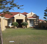 Port Bouvard Beach Holiday Home Mandurah - Accommodation Asia