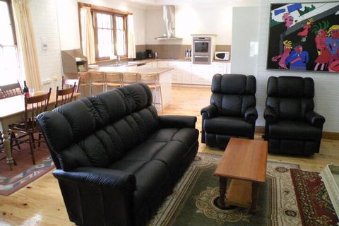 Pinkerton Hill Naracoorte - Accommodation Asia 5