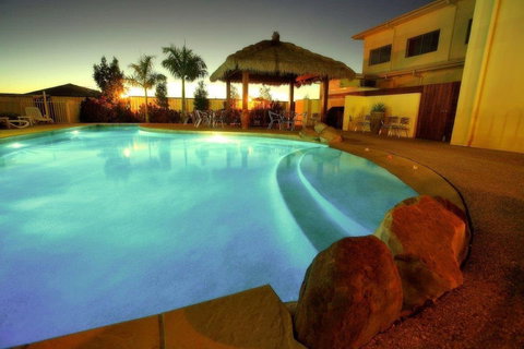 Mayfair Motel Emerald - Accommodation Guide 6