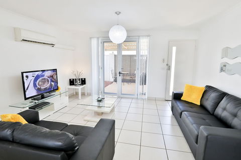 112 Olive Apartments - Accommodation Asia 4