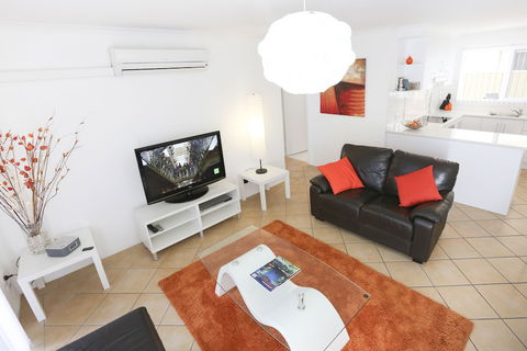 112 Olive Apartments - Accommodation Asia 0
