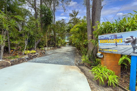 Safety Beach Ocean Bungalows - Accommodation Asia 4