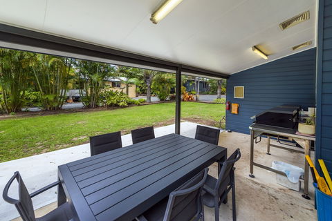 Safety Beach Ocean Bungalows - Accommodation Asia 2