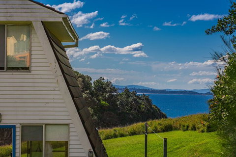 A PERFECT STAY - A Frame - Accommodation Guide 6