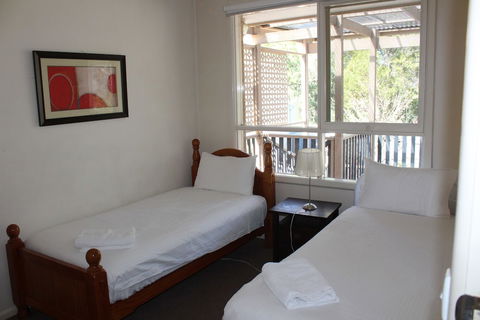 Australian Home Away At Doncaster Grange Park - Accommodation Asia 1