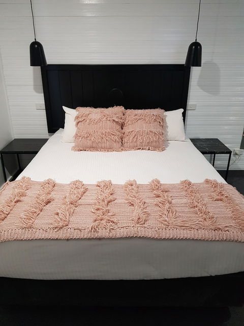 Town House Motor Inn - Accommodation Asia 5