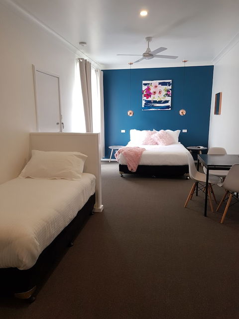Town House Motor Inn - Accommodation Asia 6