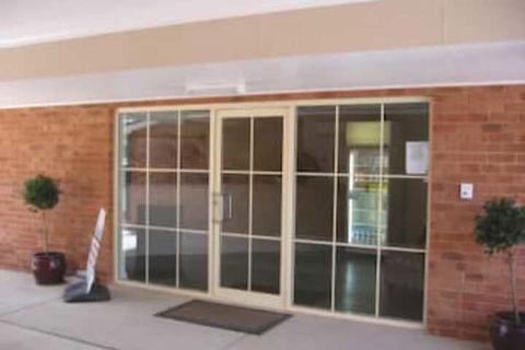 Gabriel Motor Inn - Accommodation Guide 1