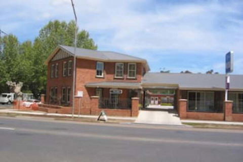 Gabriel Motor Inn - Accommodation Guide 2