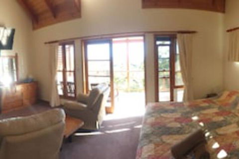 Escape 1770- Adults Only - Accommodation Asia 0