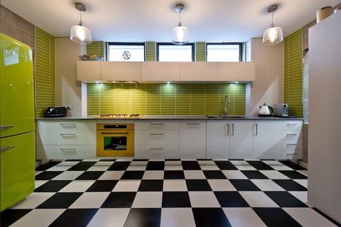 Retro House - Accommodation Asia 5