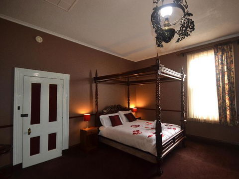 Bordello Hotel Bar & Spa - Accommodation Asia 4