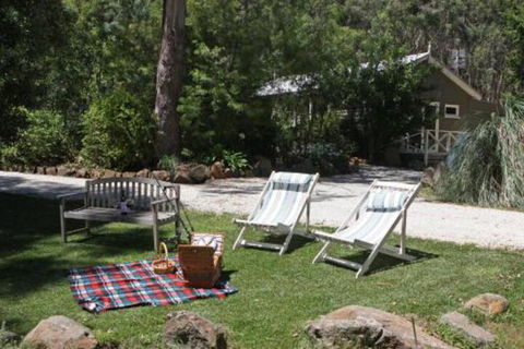 Mirkwood Forest Self Contained Spa Cottages - Accommodation Asia 7