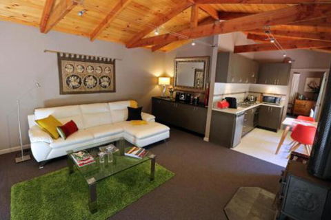 Mirkwood Forest Self Contained Spa Cottages - Accommodation Asia 0