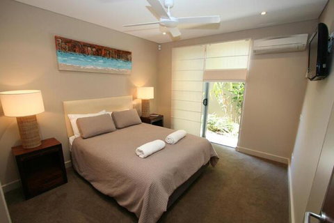 Beach House 1 At Vue - Accommodation Guide 7