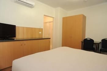 Bamboo Motor Inn - Accommodation Asia 4