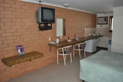 Keith Motor Inn - Accommodation Guide 7