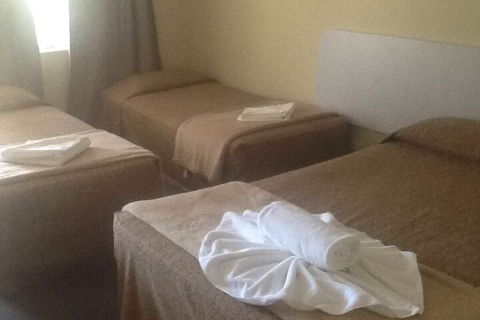 Ocean Parade Motel - Accommodation Asia 6