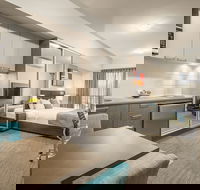 Hudson Berrimah - Accommodation Asia