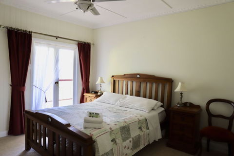 Hilltop On Tamborine - Accommodation Asia 6
