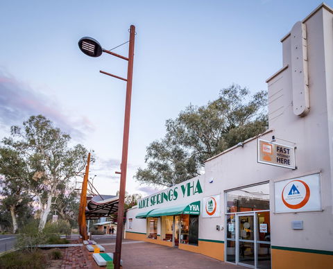 Alice Springs YHA - Hostel - Accommodation Asia 0
