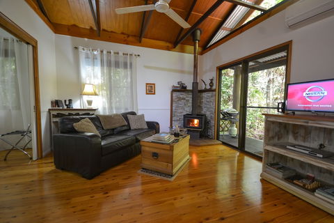 Crater Lakes Rainforest Cottages - Accommodation China 5