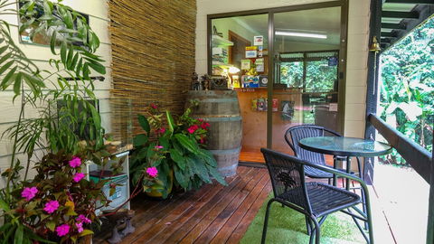 Crater Lakes Rainforest Cottages - Accommodation China 2