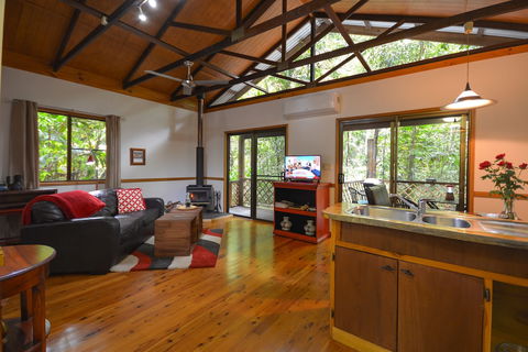 Crater Lakes Rainforest Cottages - Accommodation China 3