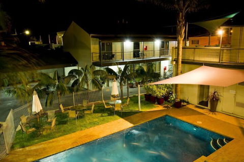 Moonlight Bay Apartments - Accommodation Guide 2