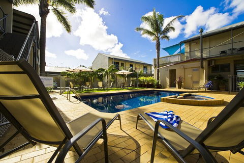Moonlight Bay Apartments - Accommodation Guide 4