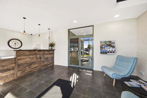 Moonlight Bay Apartments - Accommodation Guide 6