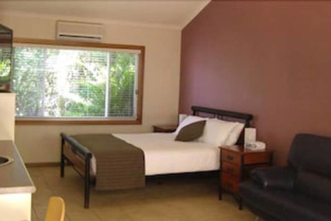Koala Tree Motel - Accommodation Asia 0