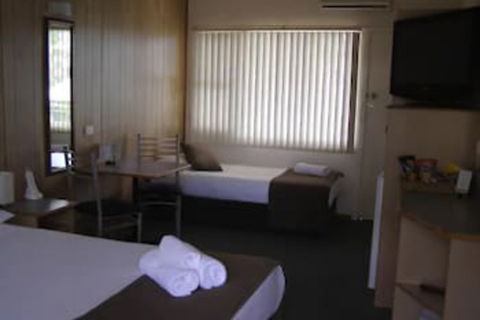 Koala Tree Motel - Accommodation Asia 6